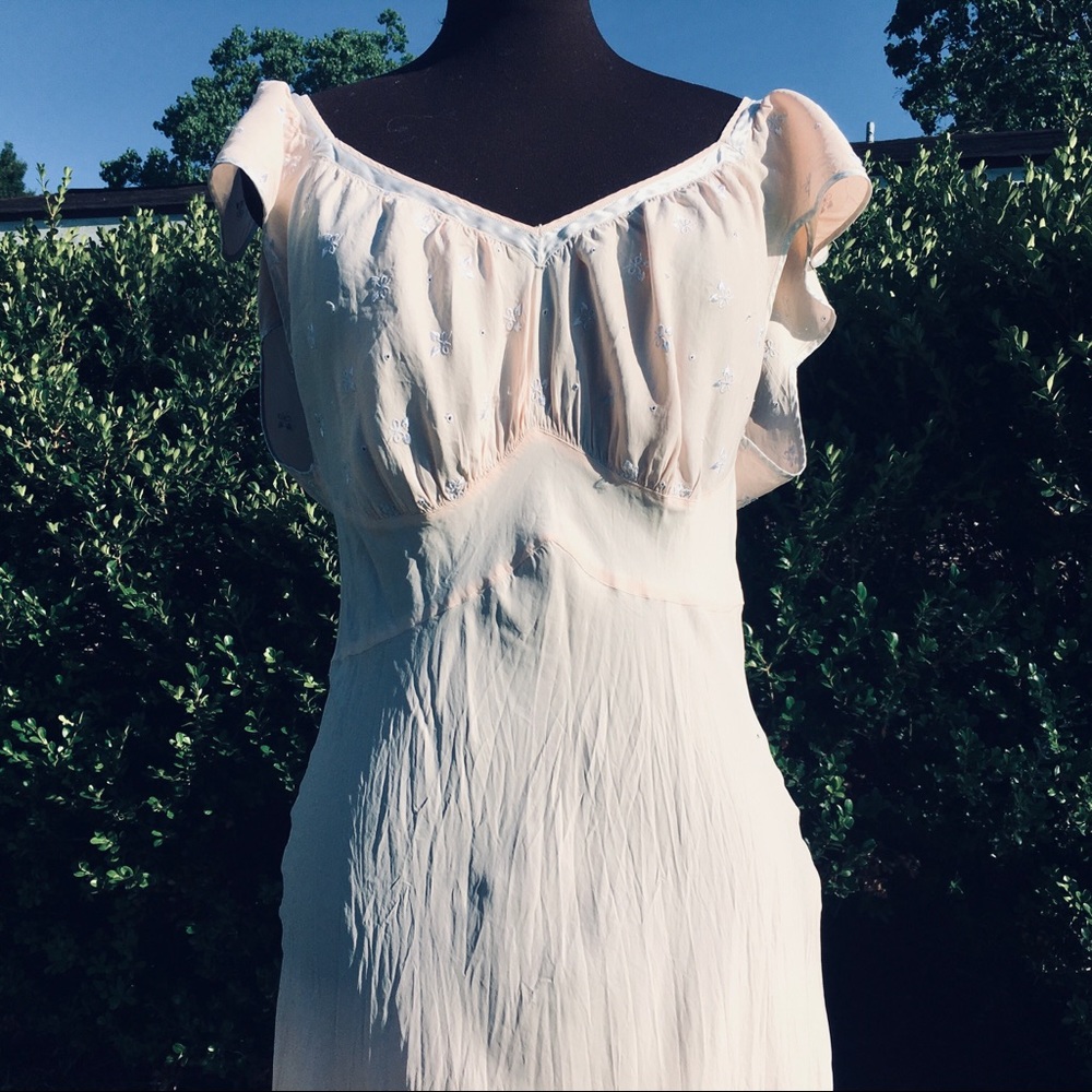 beautiful and rare vintage dress